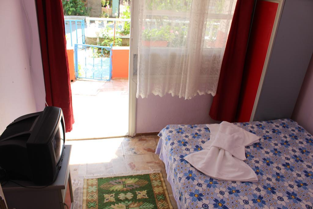 Eysan Pansiyon Akcay  Pokoj fotografie